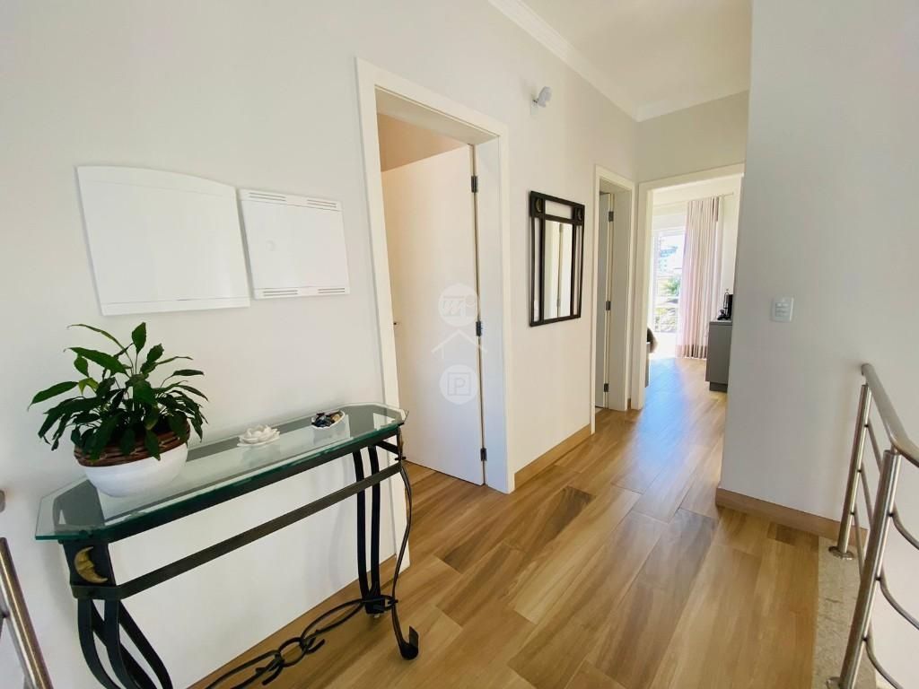 Casa em Pedra Branca, Palhoça. 3 quartos, 247m². Imagem 9 de 14